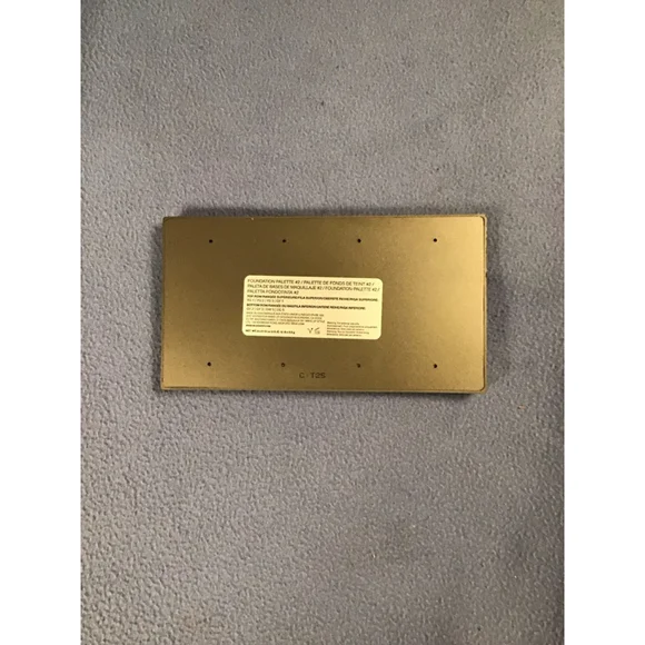 MUD Make-up designory Gold Multi-color Foundation Palette NEW - Picture 5 of 15